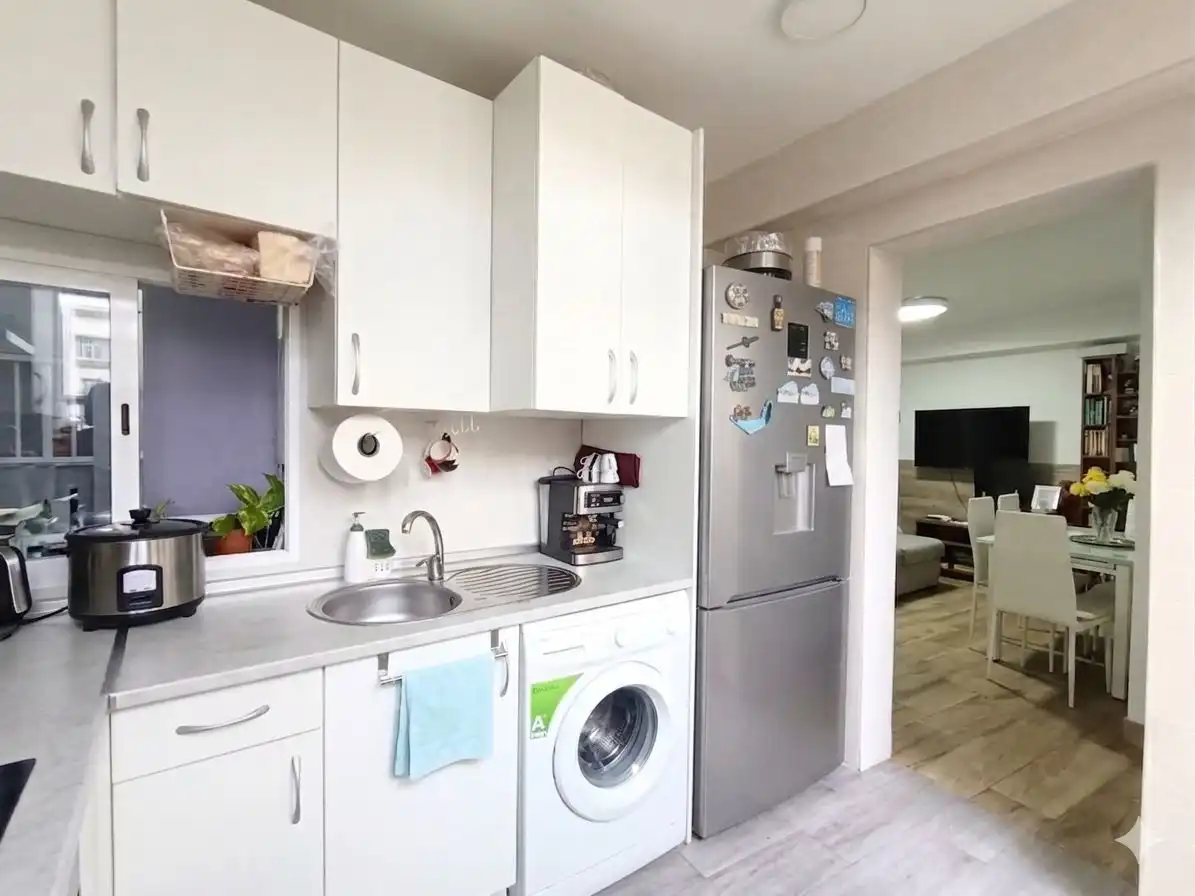 Cocina de Apartamento en venta en Madrid con Calefacción