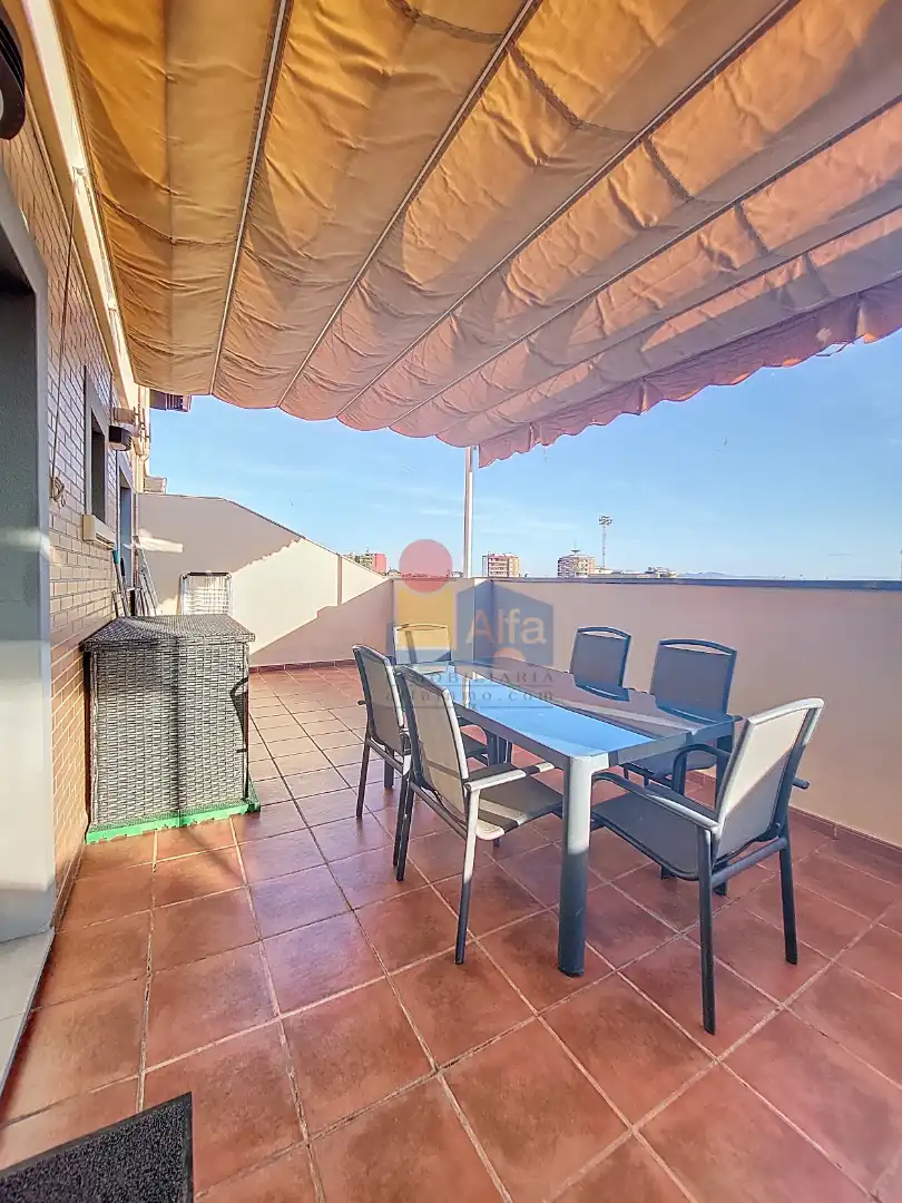 Terrasse von Maisonette zum Verkauf in Silla mit Klimaanlage, Terrasse und Abstellraum