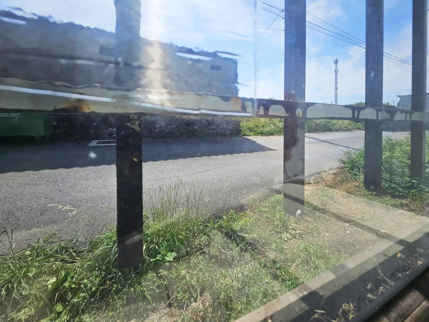 Vista exterior de Edifici en venda en Coirós