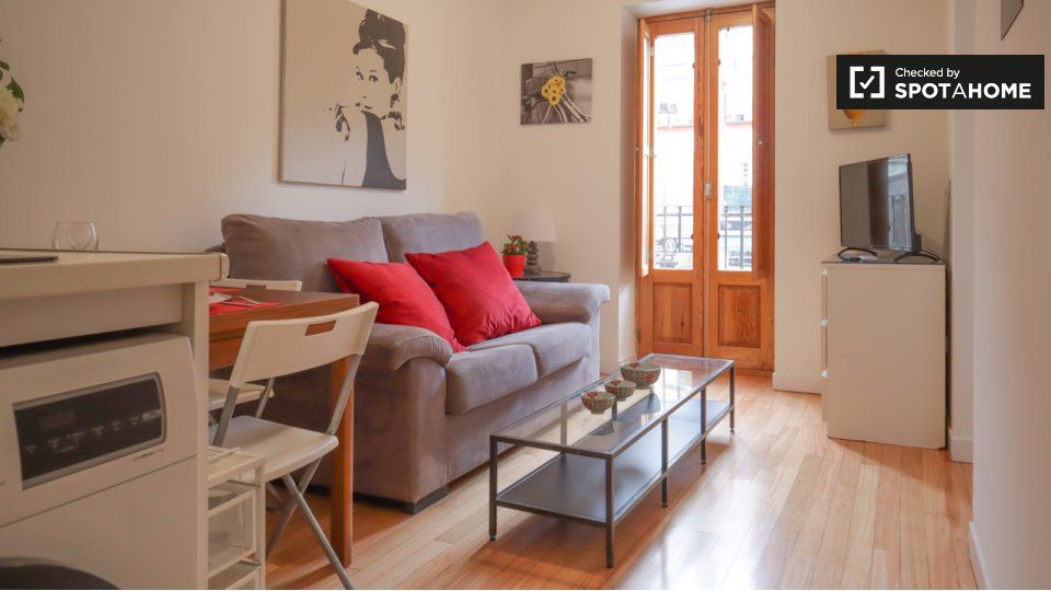 Flat to rent in Puerta del Ángel