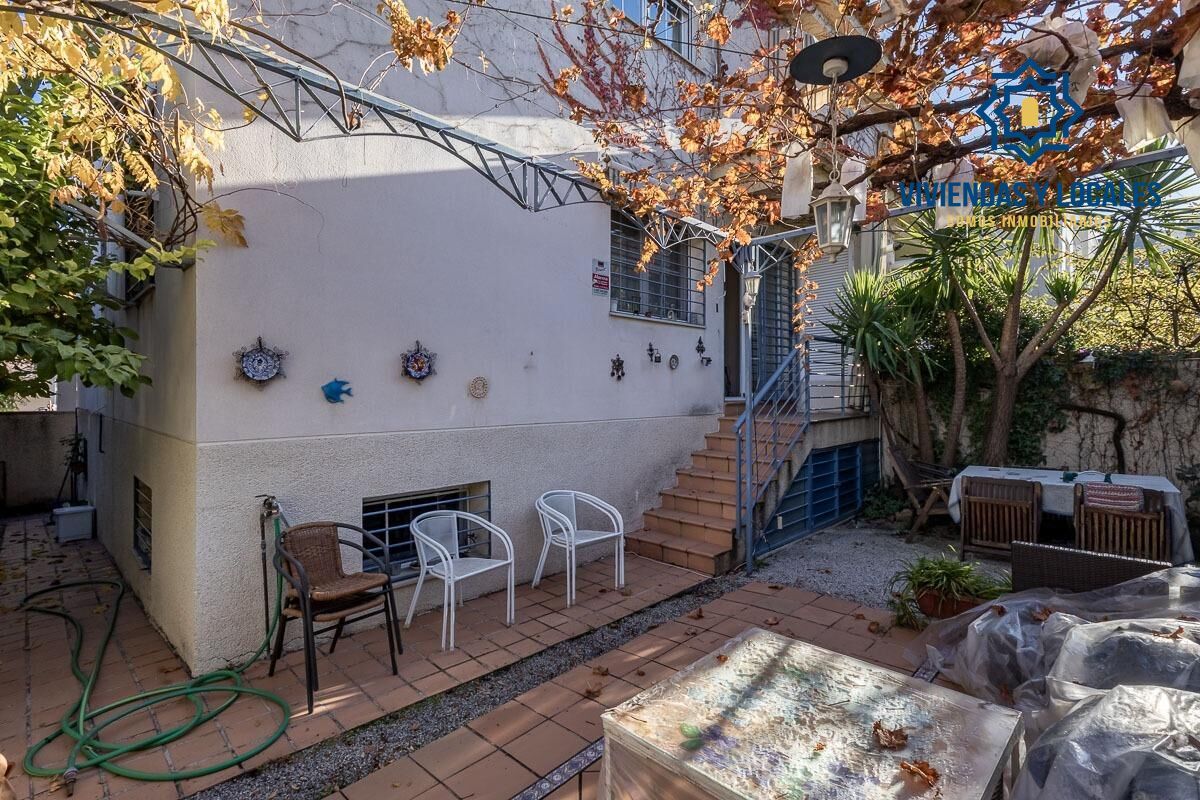 Terrassa de Casa o xalet en venda en Armilla amb Aire condicionat, Calefacció i Jardí privat