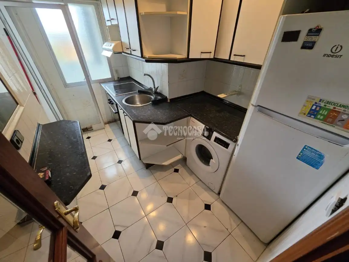 Kitchen of Flat for sale in Fuenlabrada