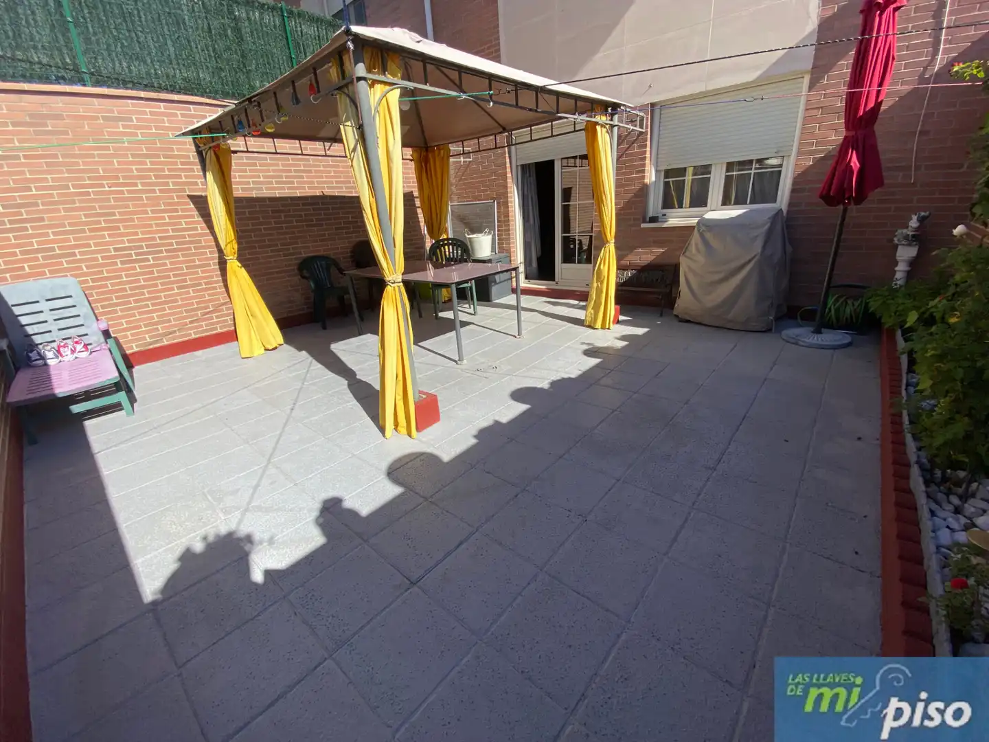 Terraza de Casa adosada en venta en Cistérniga con Calefacción, Jardín privado y Parquet