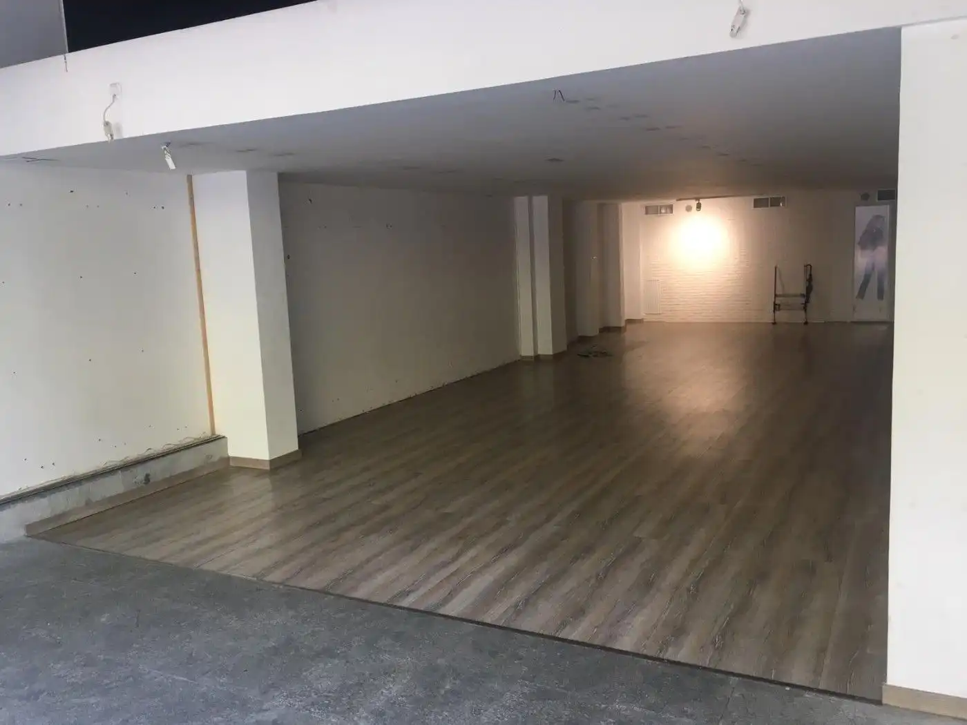 Local comercial en alquiler en Carrer de Camprodon, imagen 4