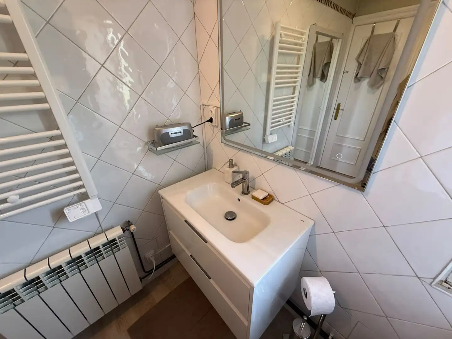 Bathroom of Flat for sale in Marina de Cudeyo  with Heating and Terrace