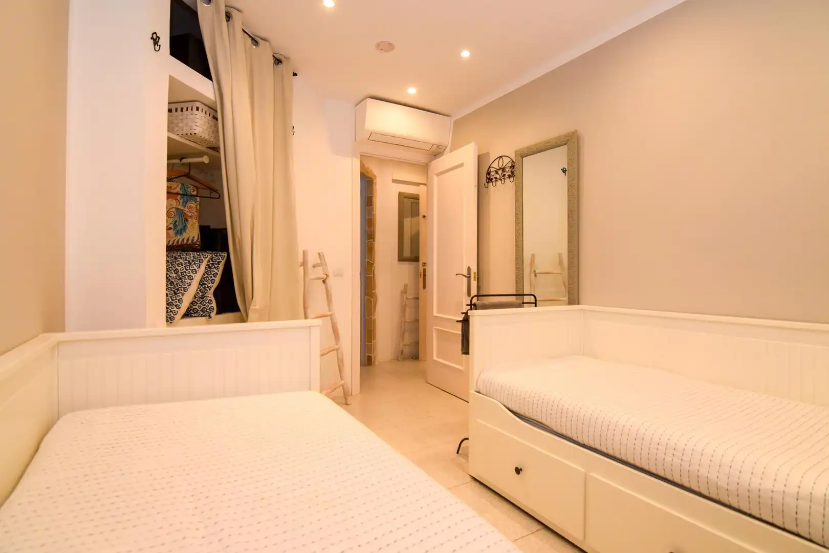 Schlafzimmer von Wohnungen zum Verkauf in Artà mit Klimaanlage, Heizung und Terrasse