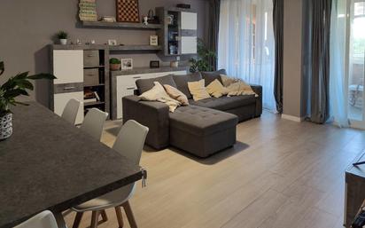 Sala d'estar de Pis en venda en Alicante / Alacant amb Calefacció, Jardí privat i Terrassa
