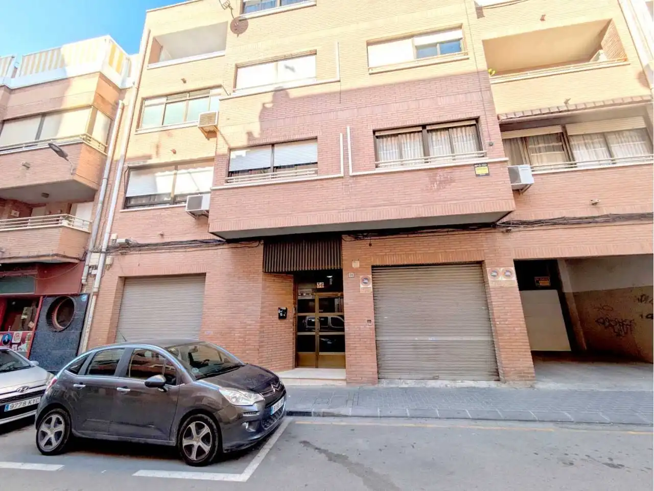 Vista exterior de Piso en venta en Plaza de Toros - Avenida Chapí - Trinquete  