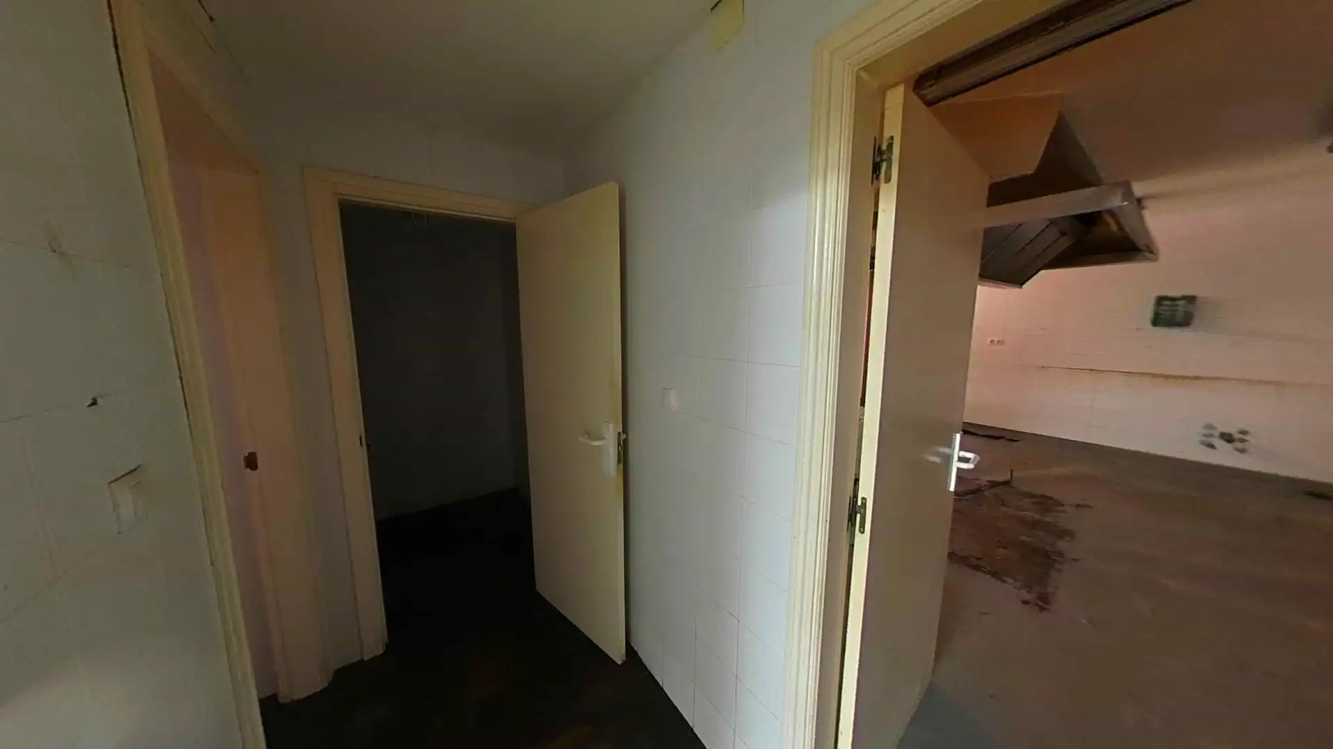 Local en venta en Pradoluengo