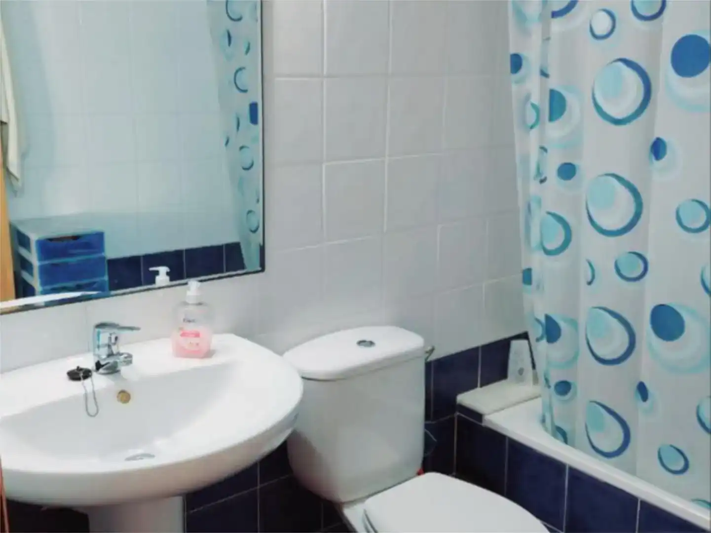 Bathroom of Flat for sale in Oliva  with Balcony