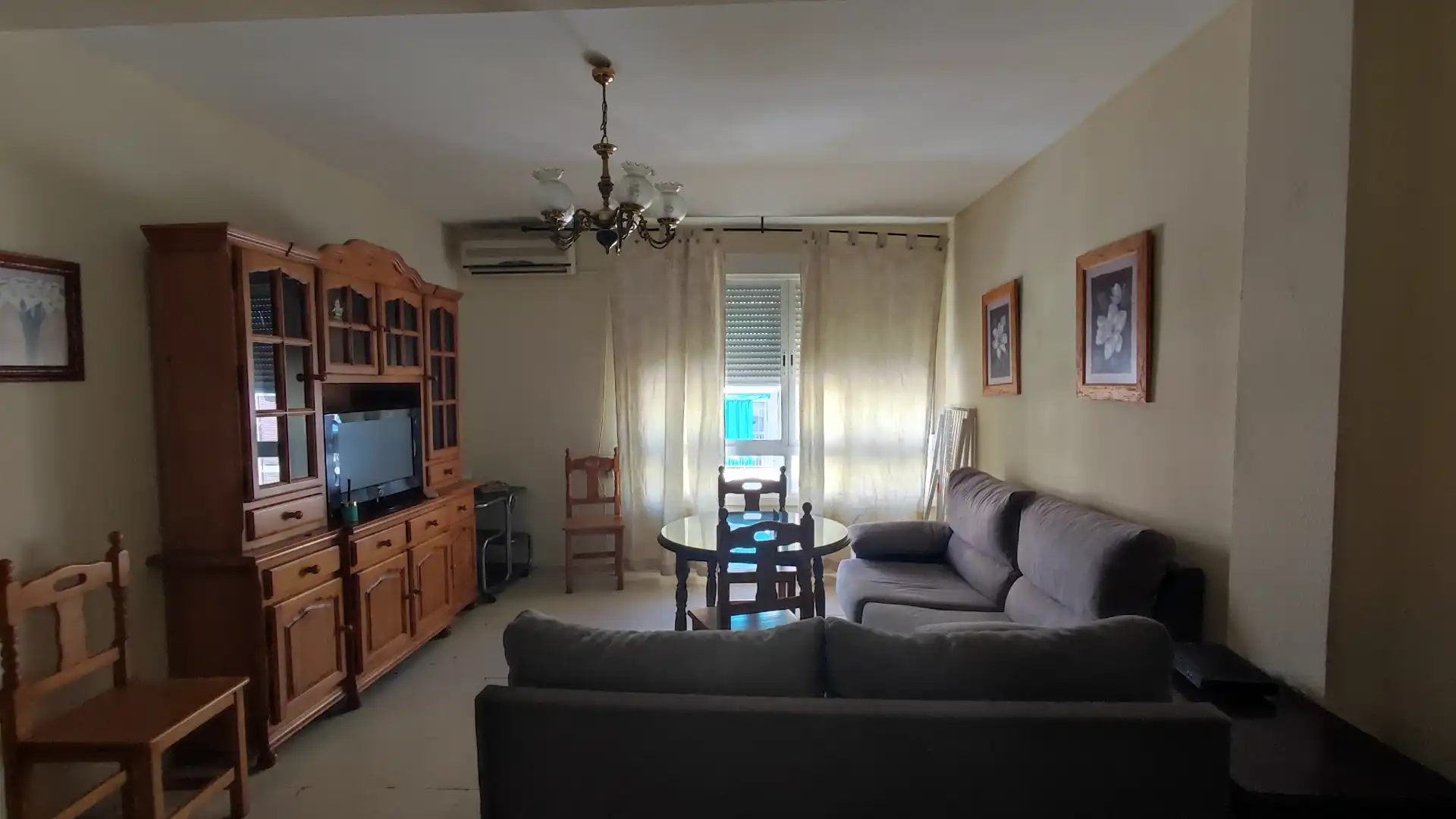 Sala de estar de Piso de alquiler en Córdoba con Aire acondicionado, Calefacción y Amueblado