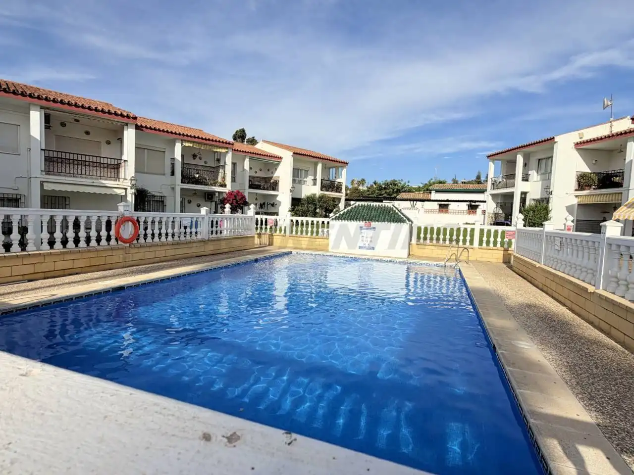 Schwimmbecken von Wohnung zur Miete in Alcorrín
