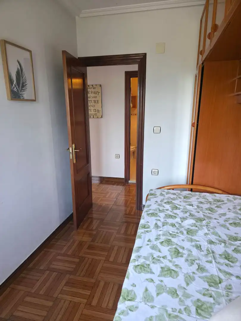 Habitación de Casa o chalet en venta en Nava con Piscina
