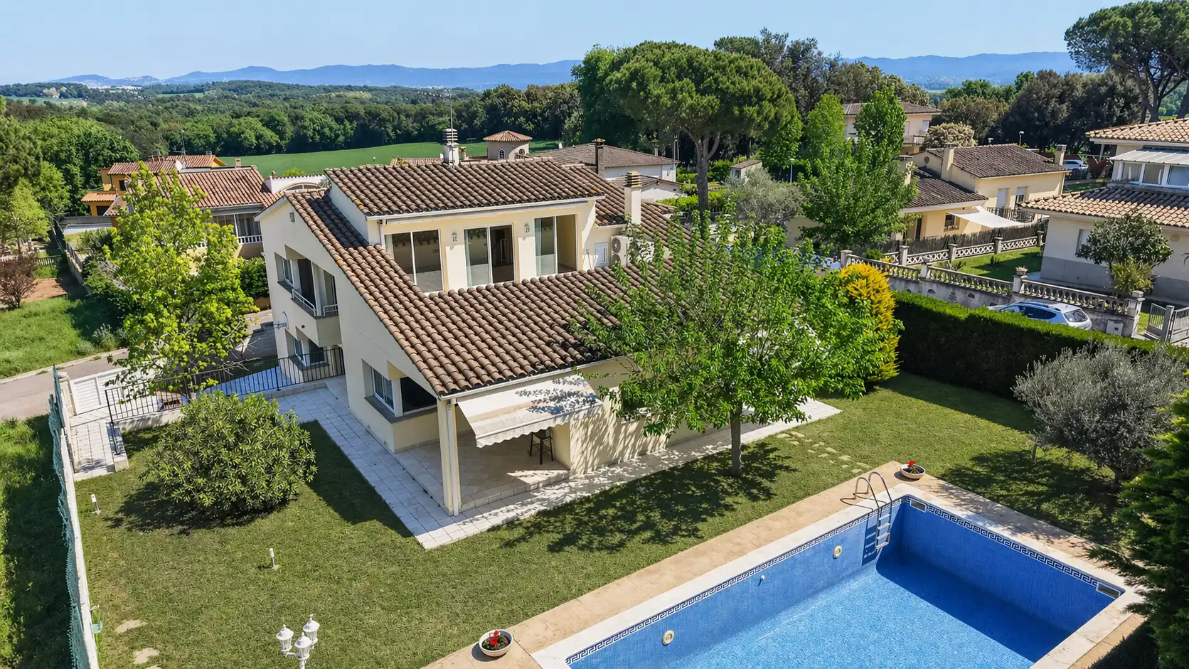 Vista exterior de Casa o chalet en venta en Aiguaviva con Aire acondicionado, Calefacción y Jardín privado