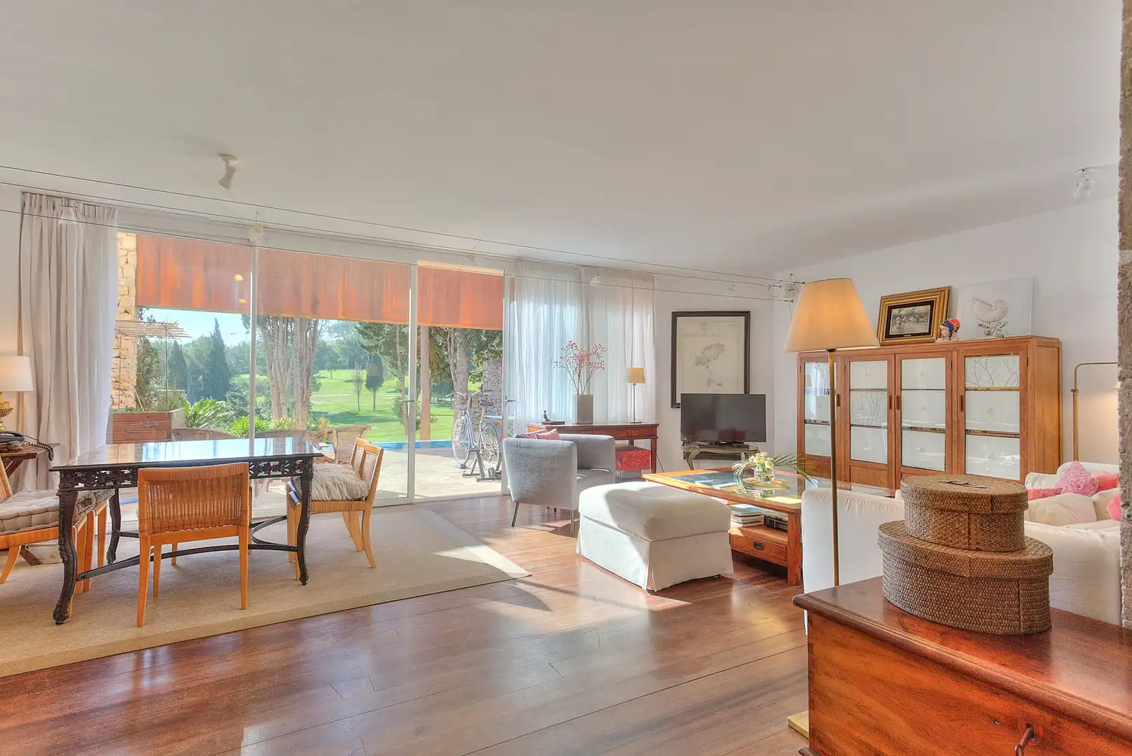 Sala d'estar de Casa adosada en venda en Santa Eulària des Riu amb Aire condicionat, Calefacció i Jardí privat