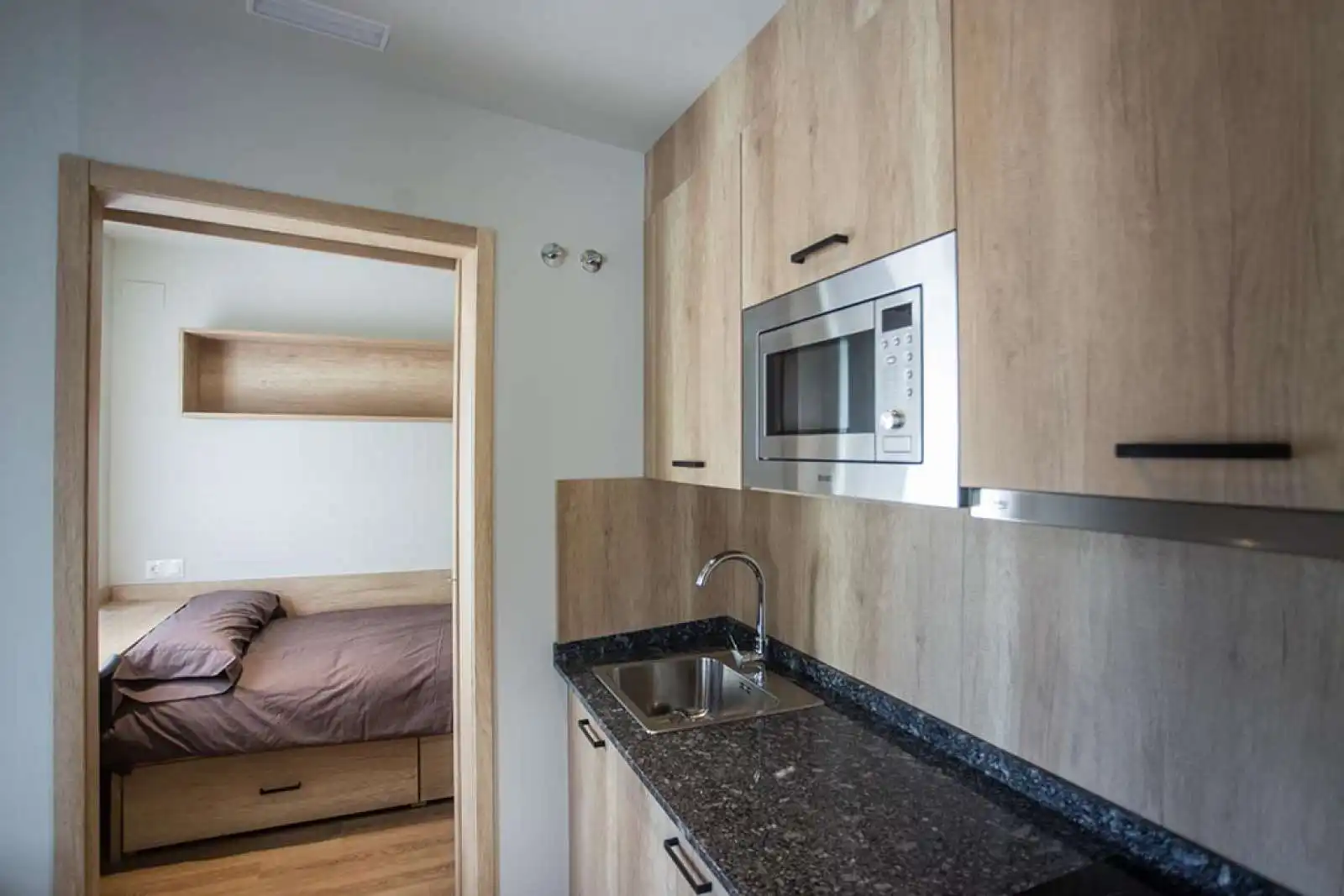 Cuina de Casa o xalet per a compartir en Bilbao  amb Aire condicionat, Terrassa i Moblat