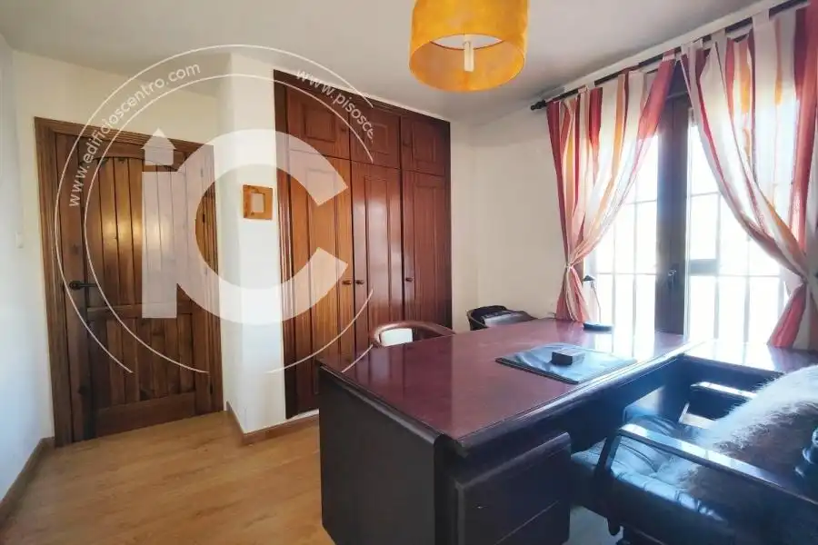 Habitación de Casa o chalet de alquiler en Huétor Vega con Aire acondicionado y Jardín privado