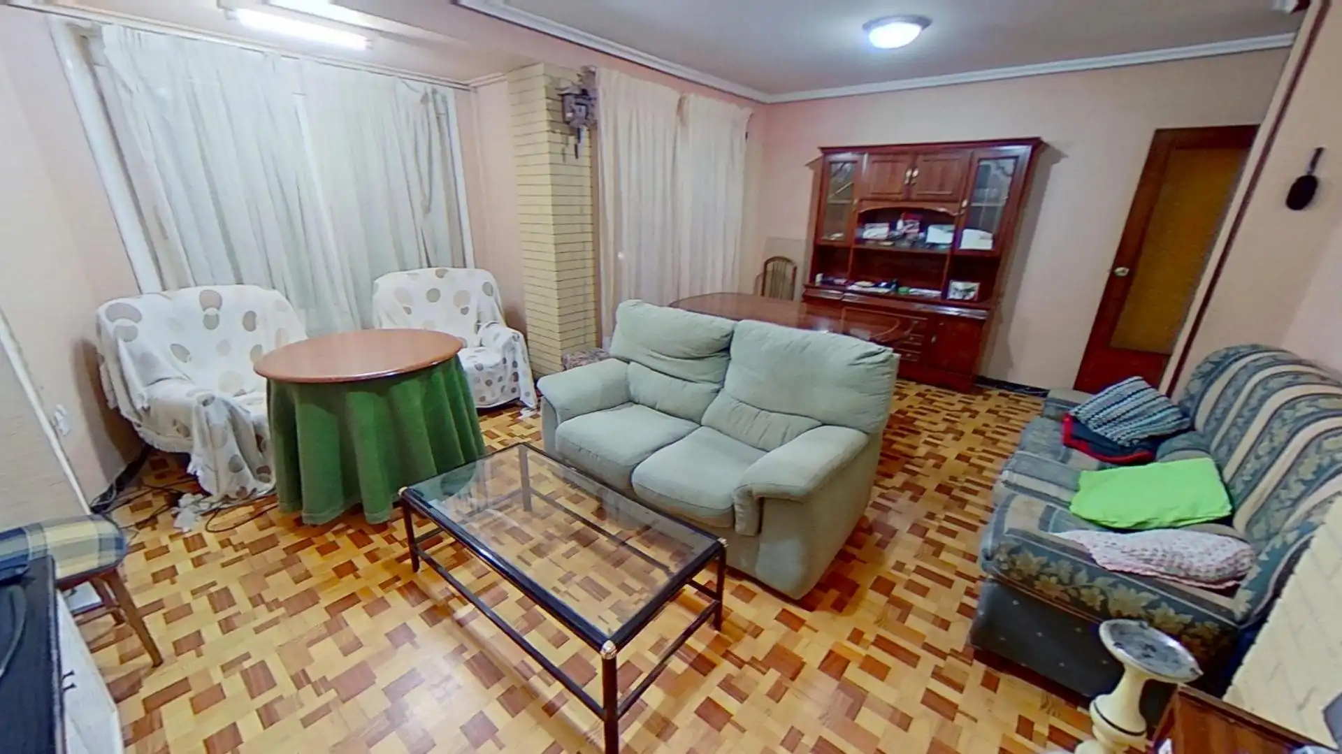 Houses for sale in Monóvar  / Monòver  with Parquet flooring, Terrace and Furnished