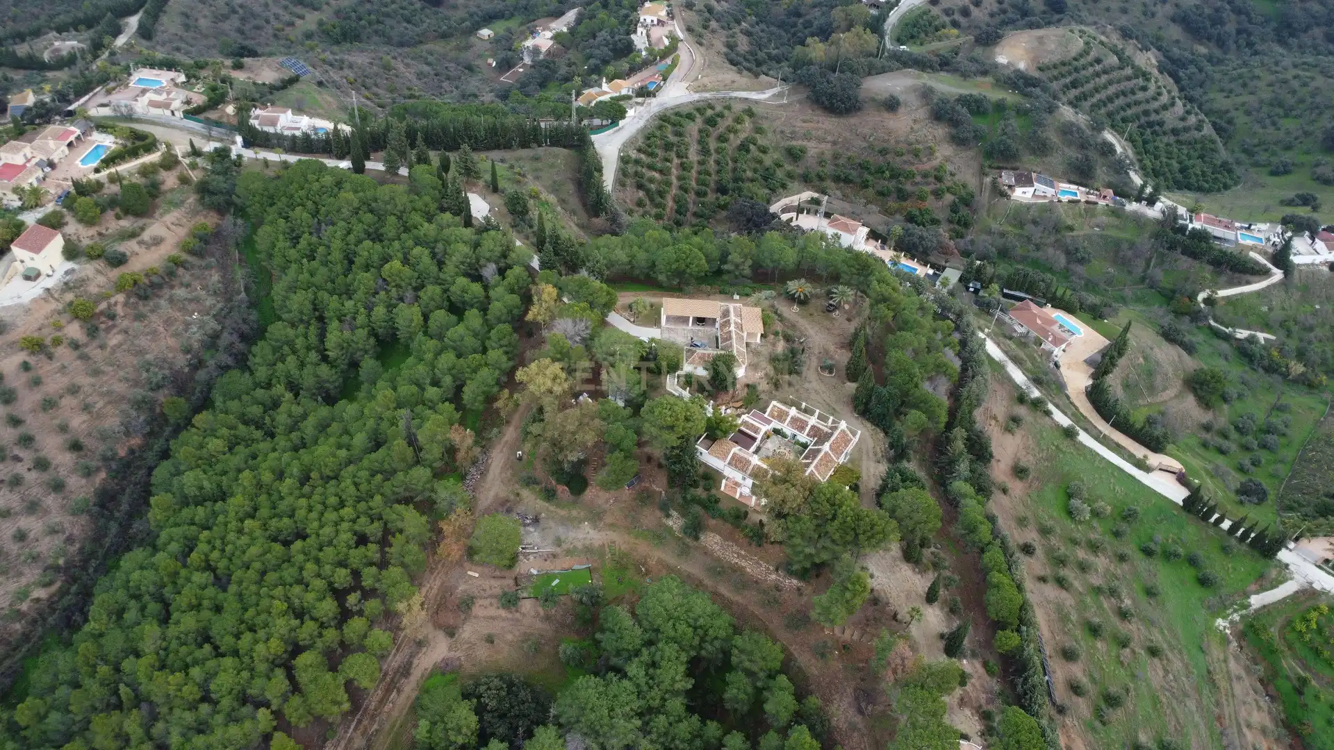 Casa o chalet en venta en Alhaurín El Grande con Jardín privado, Trastero y Piscina
