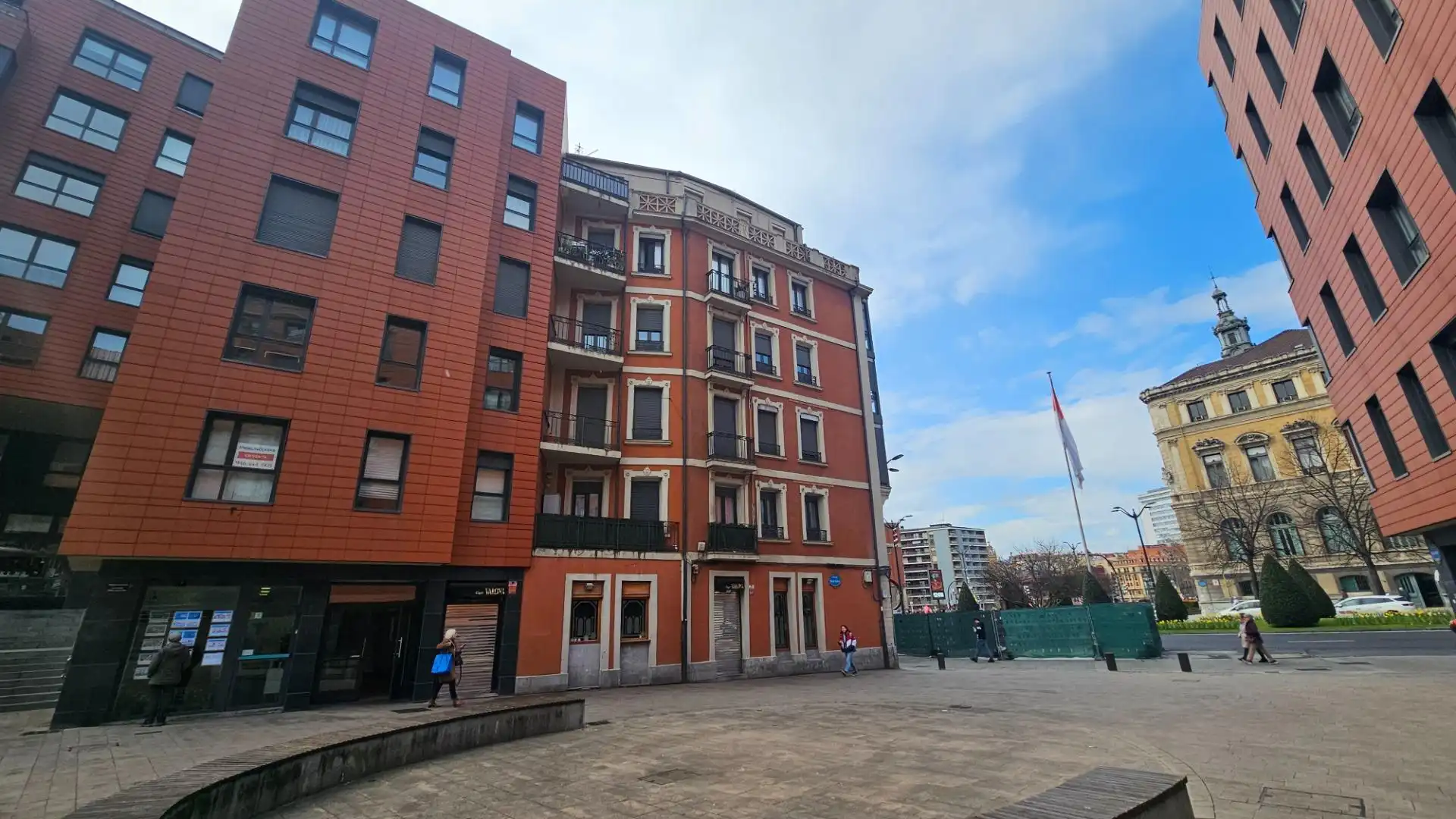 Vista exterior de Piso en venta en Bilbao  con Calefacción, Terraza y Balcón