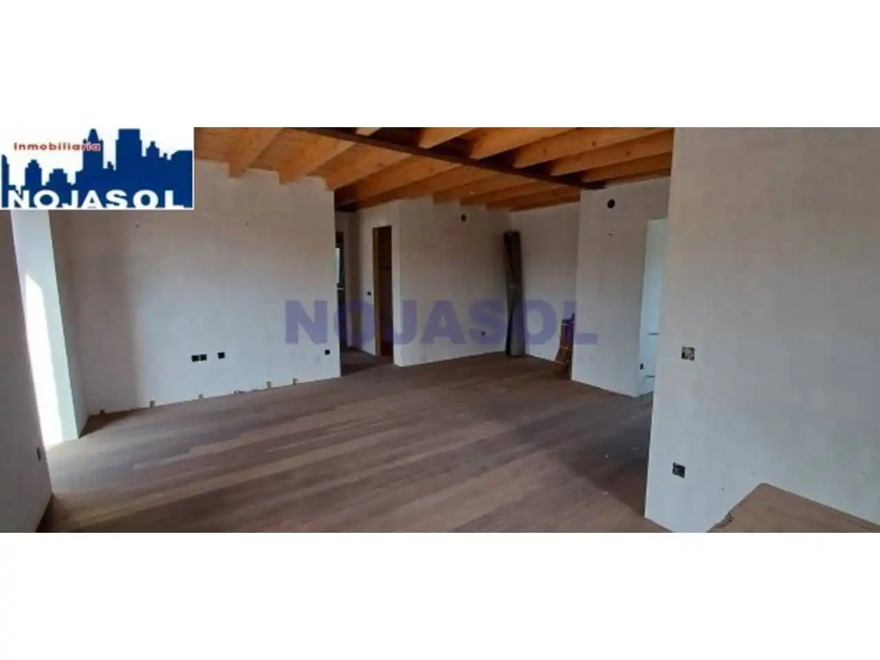 Houses for sale in Noja  with Private garden and Terrace