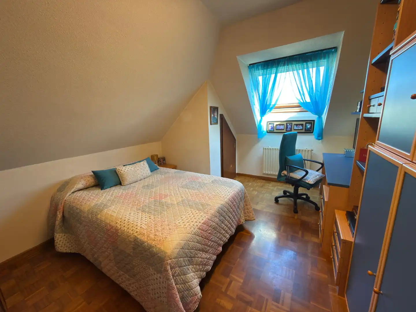 Habitación de Dúplex en venta en A Coruña Capital  con Amueblado