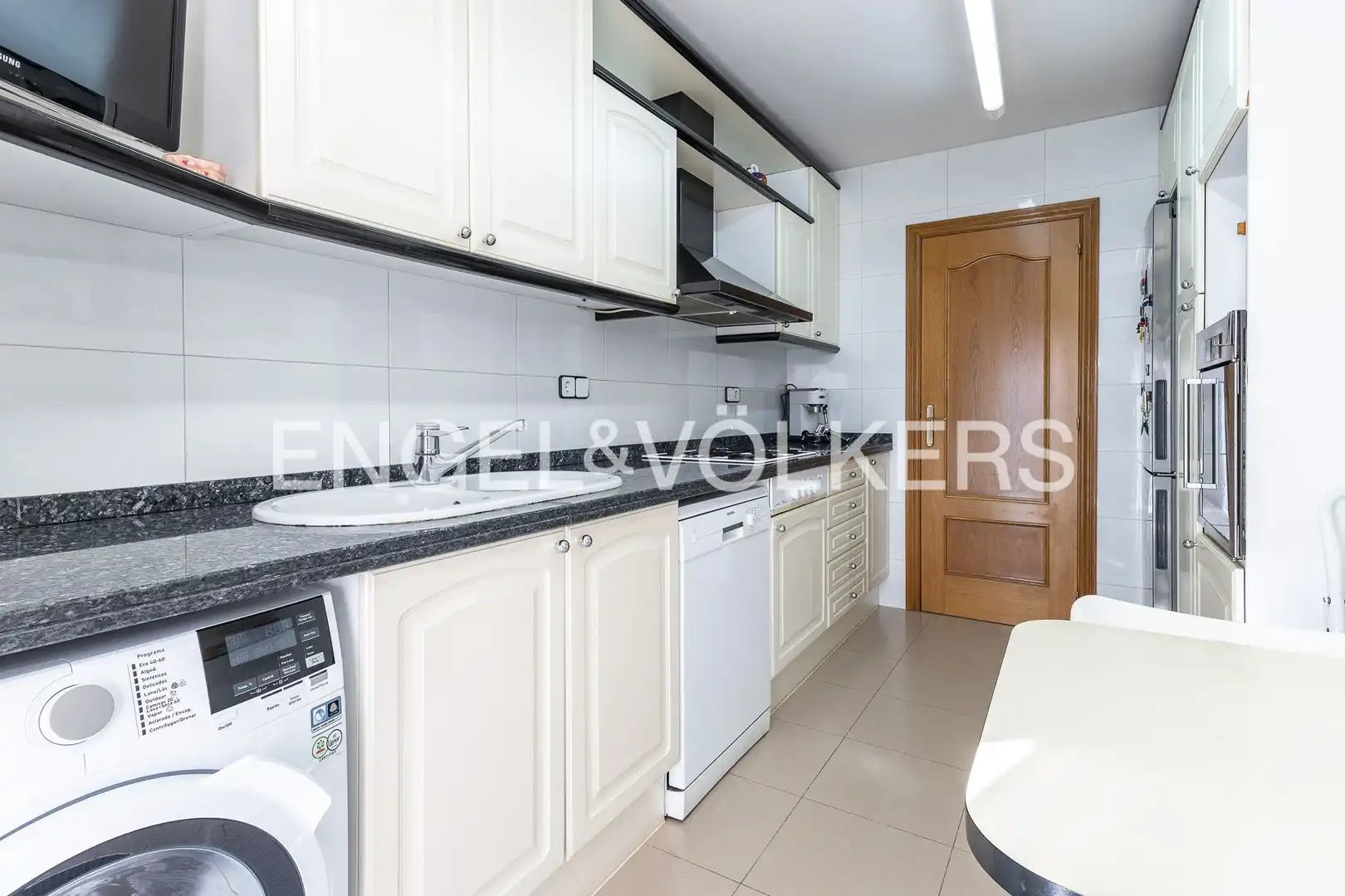 Cocina de Piso en venta en Terrassa con Aire acondicionado, Calefacción y Terraza