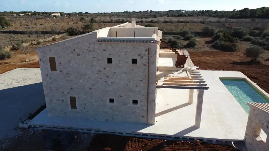 Vista exterior de Finca rústica en venda en Santanyí amb Aire condicionat, Calefacció i Jardí privat