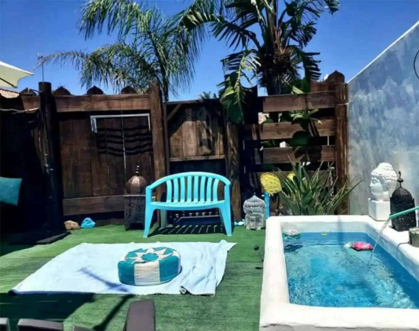 Piscina de Estudio de alquiler en Barbate con Aire acondicionado, Jardín privado y Piscina
