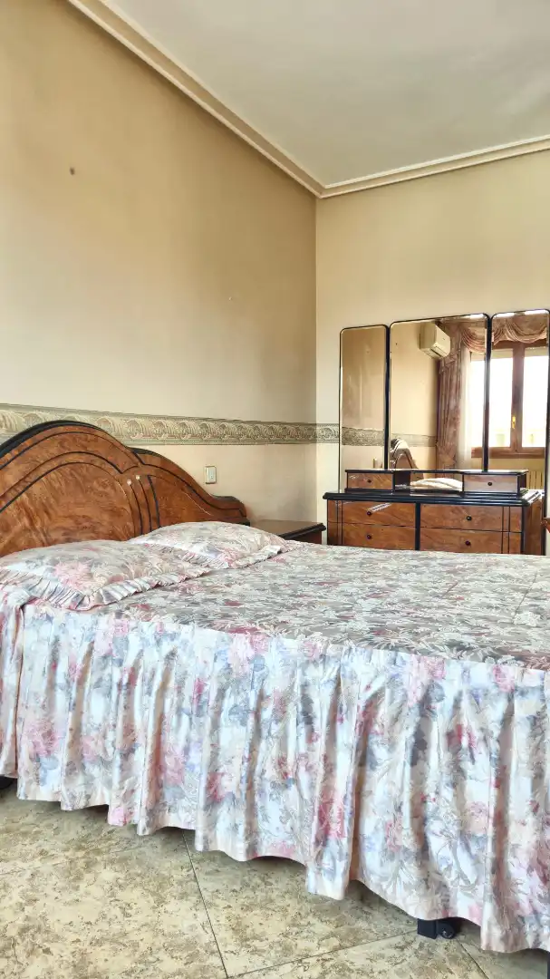Habitación de Piso en venta en Corella con Calefacción, Terraza y Amueblado