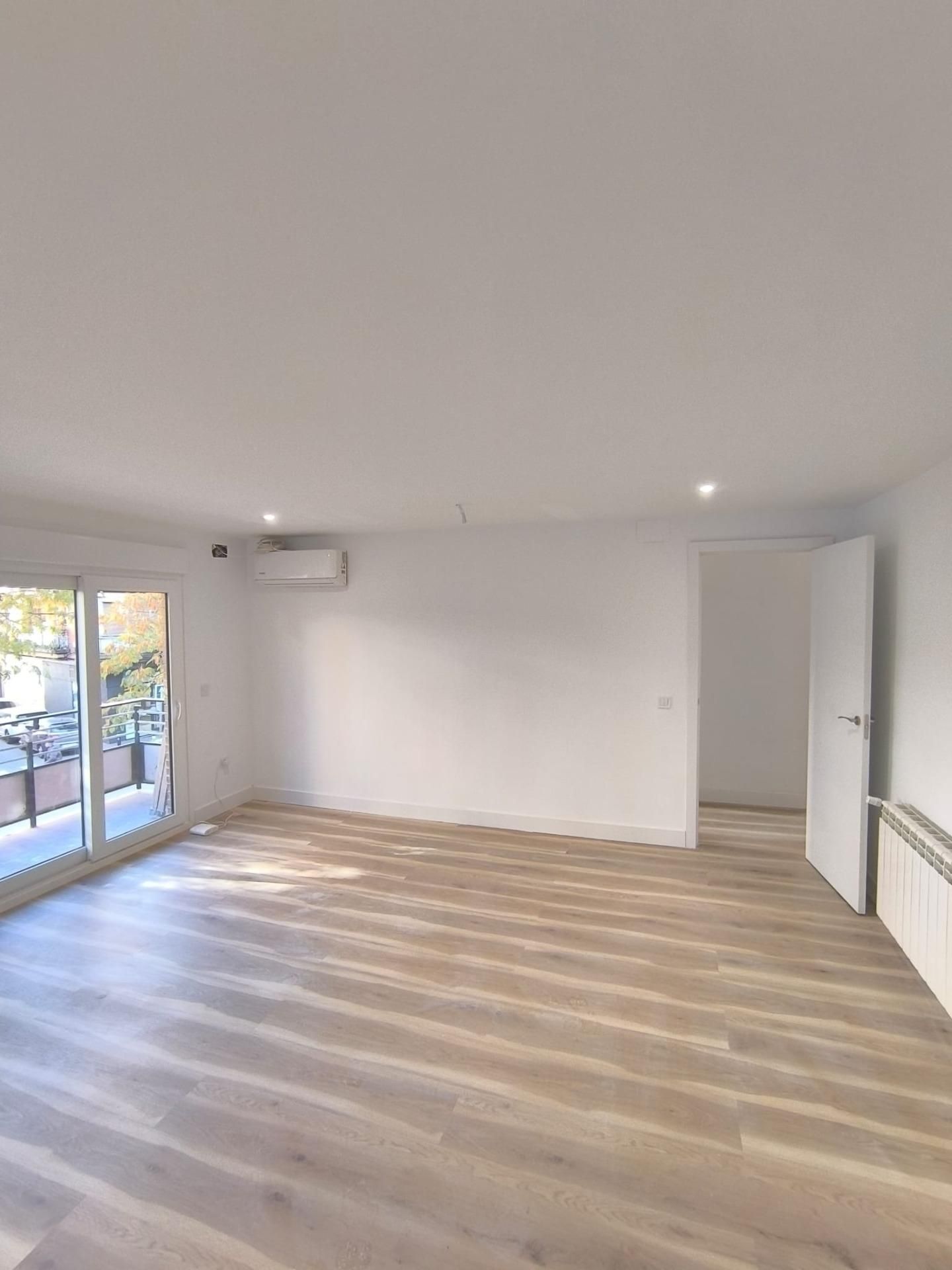 Flat for sale in  Madrid Capital  with Terrace