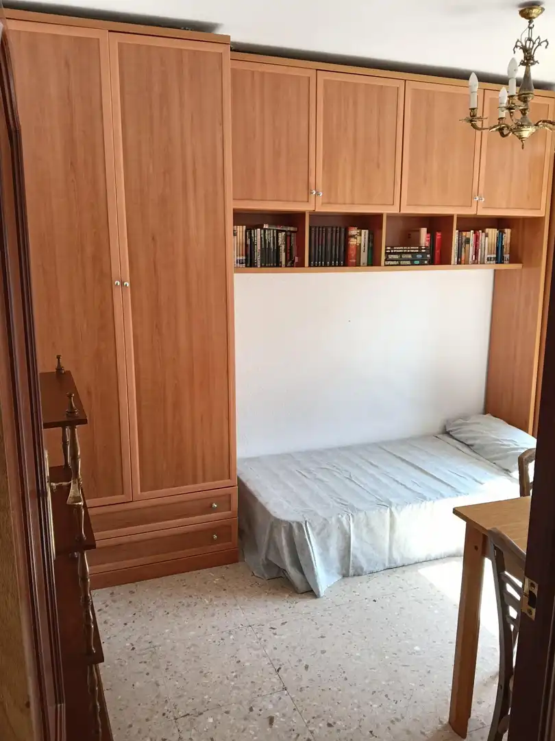 Dormitori de Pis en venda en Alicante / Alacant amb Aire condicionat, Terrassa i Moblat
