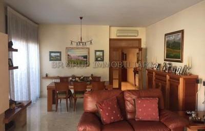 Living room of Single-family semi-detached for sale in Montcada i Reixac  with Private garden, Terrace and Balcony