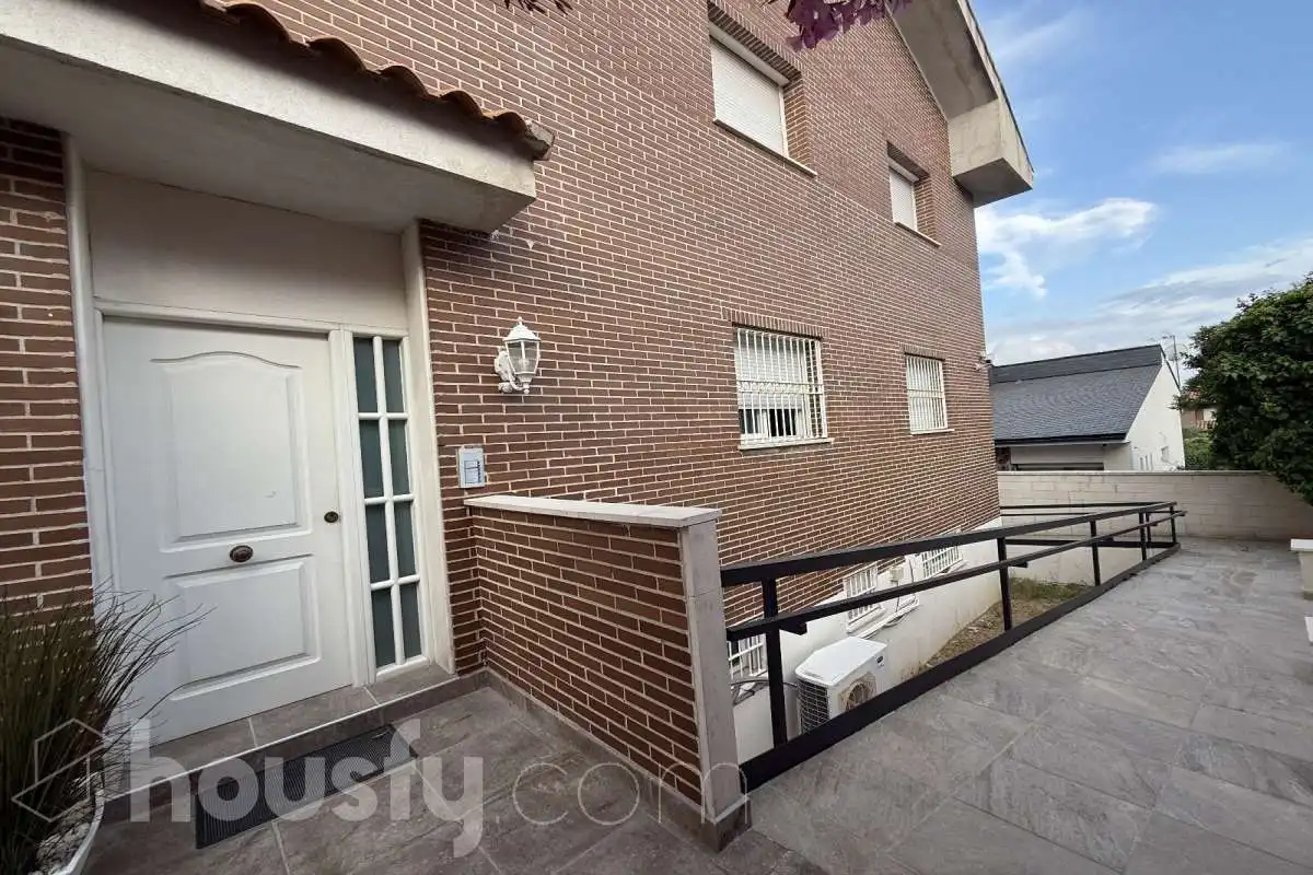 Appartamento con terrazza in affitto a Calle Vitoria ., imagen 26