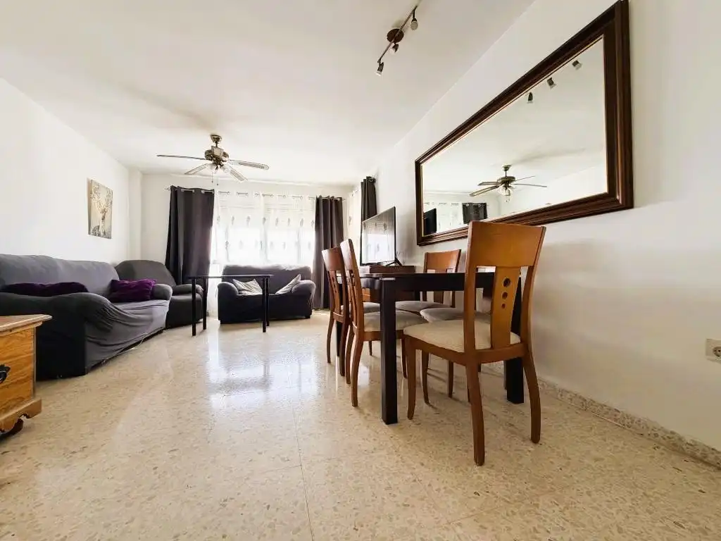 Esszimmer von Wohnung zum Verkauf in Málaga mit Privatgarten, Terrasse und Gemeinschaftspool