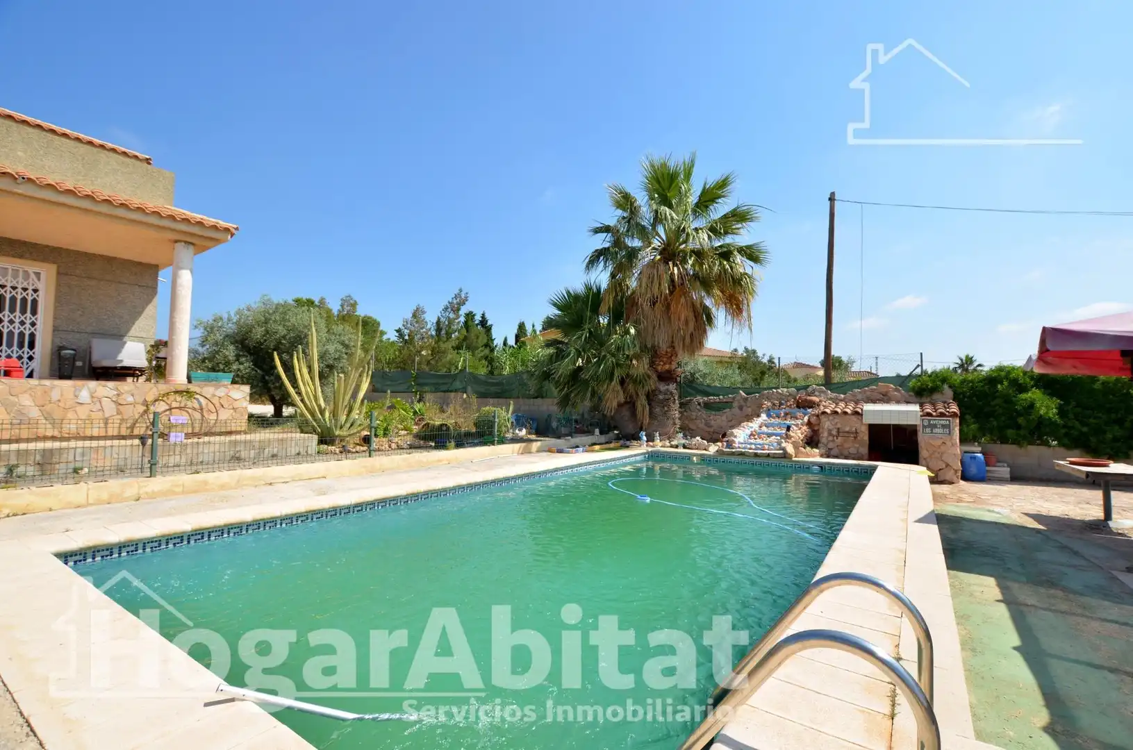 Piscina de Casa o xalet en venda en Alicante / Alacant amb Calefacció, Jardí privat i Terrassa