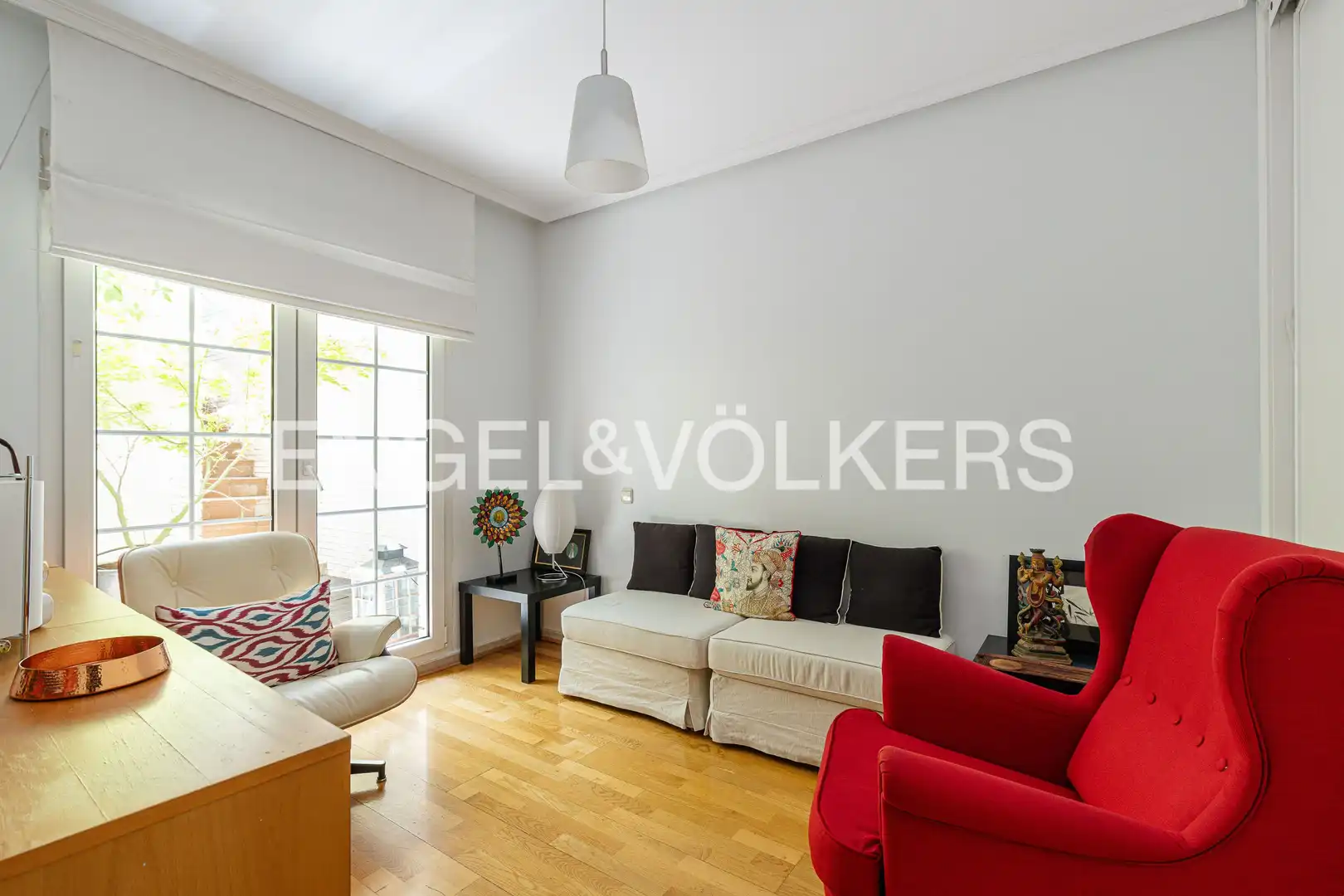 Living room of Houses for sale in Las Rozas de Madrid  with Heating, Private garden and Parquet flooring