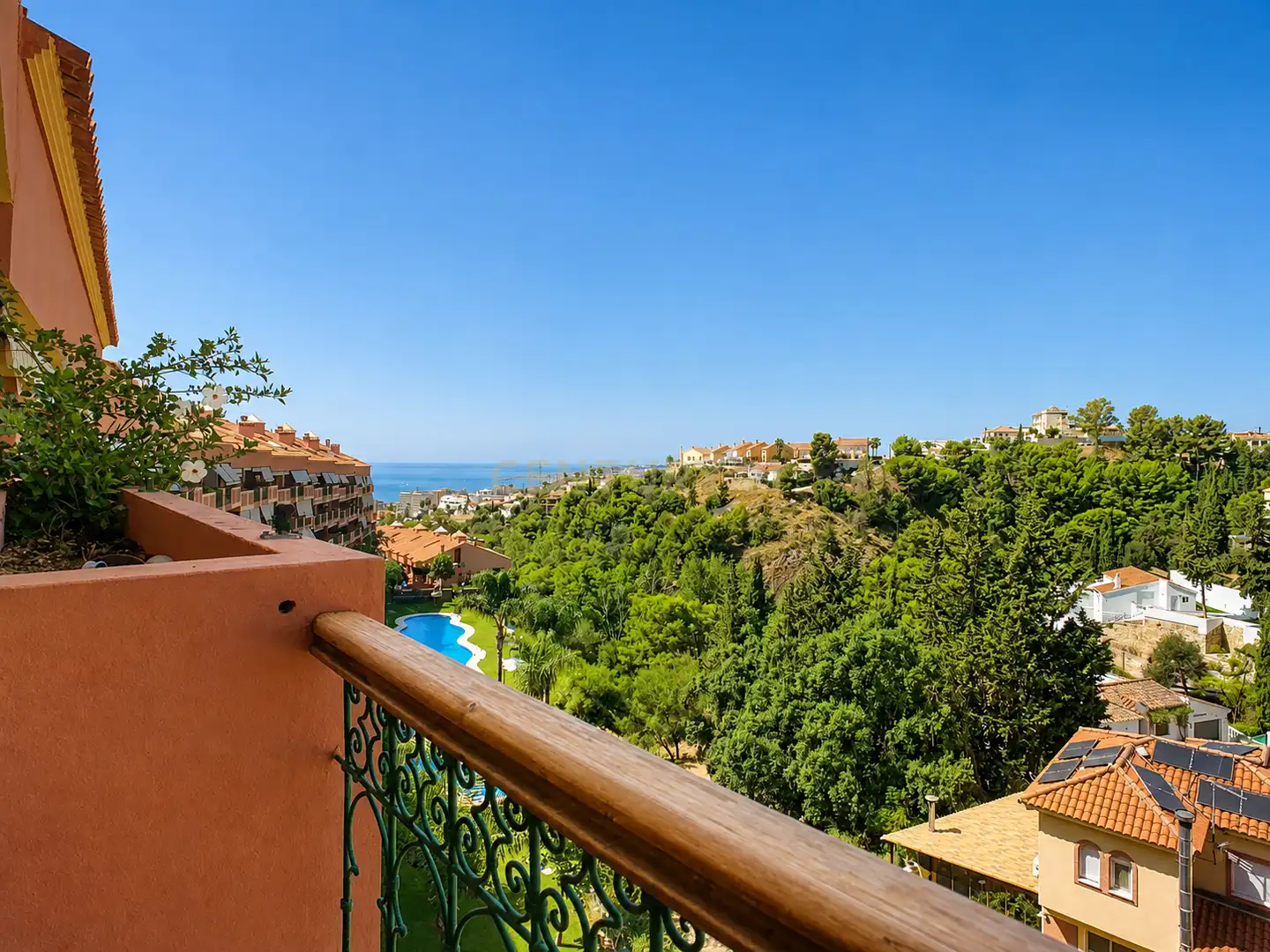Apartamento con ascensor en venta en Calle las Dalias, Fuengirola, Spain, imagen 3