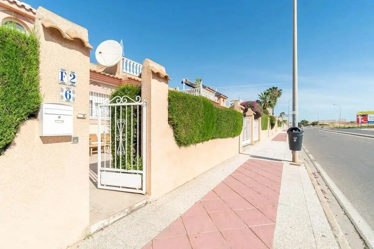 Casa bifamiliare in vendita a Orihuela Costa, imagen 3