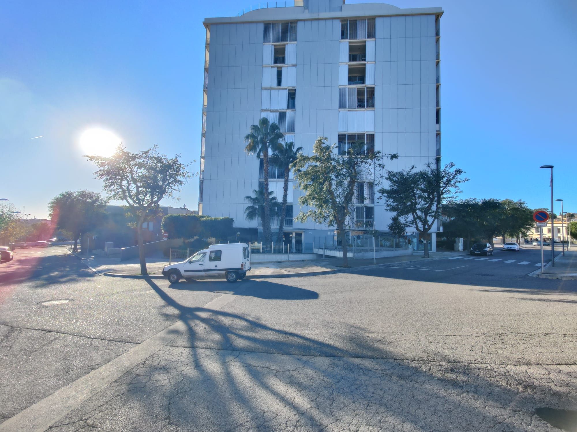 Vista exterior de Oficina en venda en Cunit amb Alarma