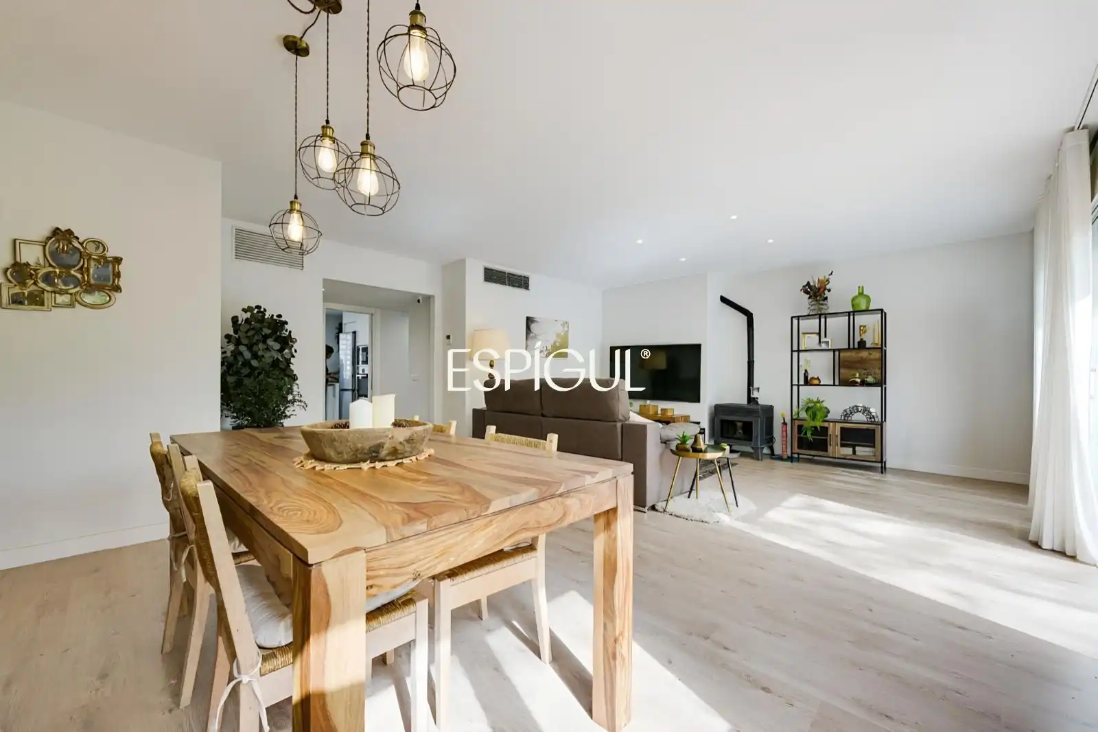 Wohnzimmer von Wohnung zum Verkauf in Sant Feliu de Guíxols mit Klimaanlage, Heizung und Terrasse