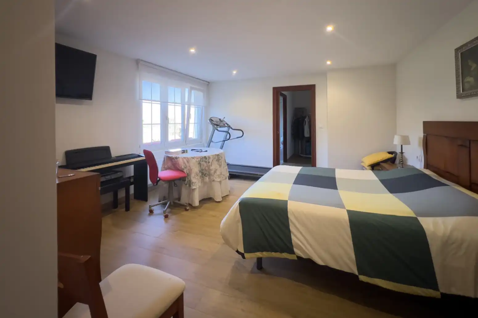 Bedroom of Houses for sale in Cartes  with Heating, Parquet flooring and Terrace