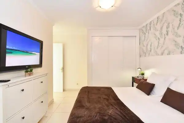 Bedroom of Flat for sale in San Bartolomé de Tirajana  with Air Conditioner and Community pool