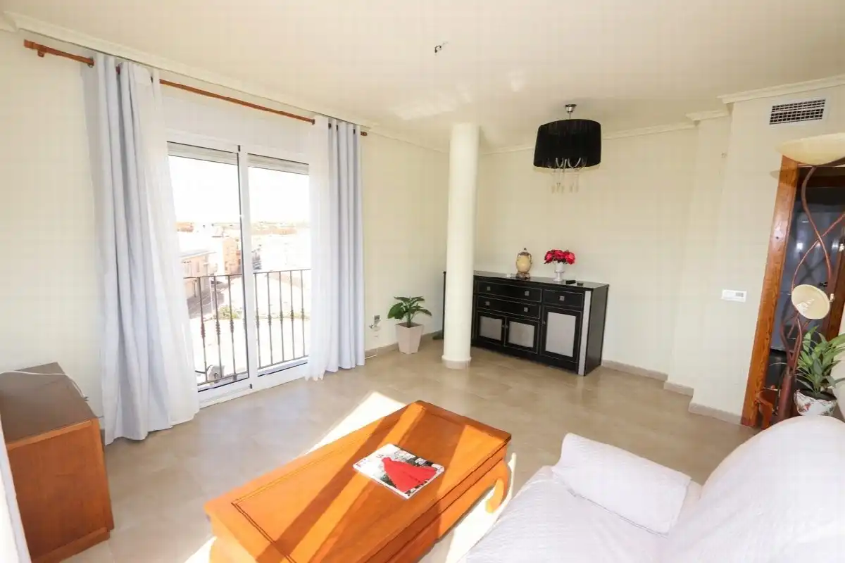 Sala d'estar de Apartament en venda en Murcia