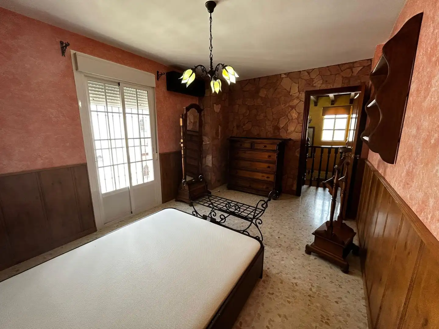 Dormitori de Casa adosada en venda en Chiclana de la Frontera amb Terrassa, Traster i Balcó