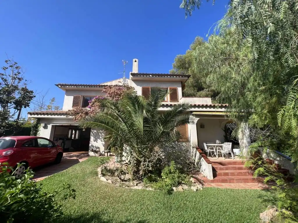 Exterior view of Houses for sale in El Vendrell  with Air Conditioner, Heating and Private garden