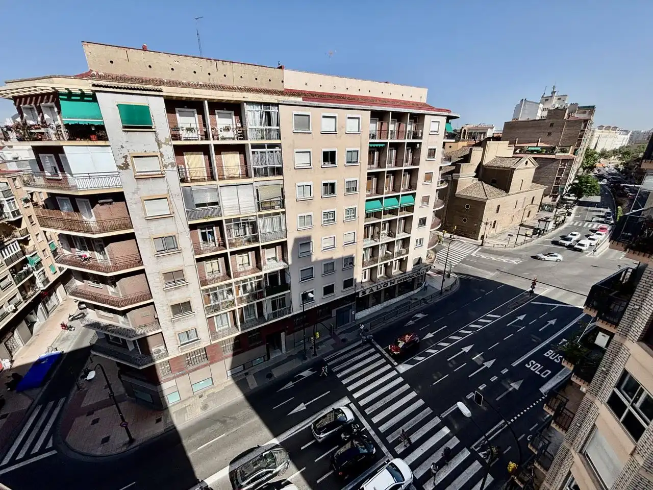 Vista exterior de Piso en venta en Zaragoza con Aire acondicionado, Calefacción y Parquet