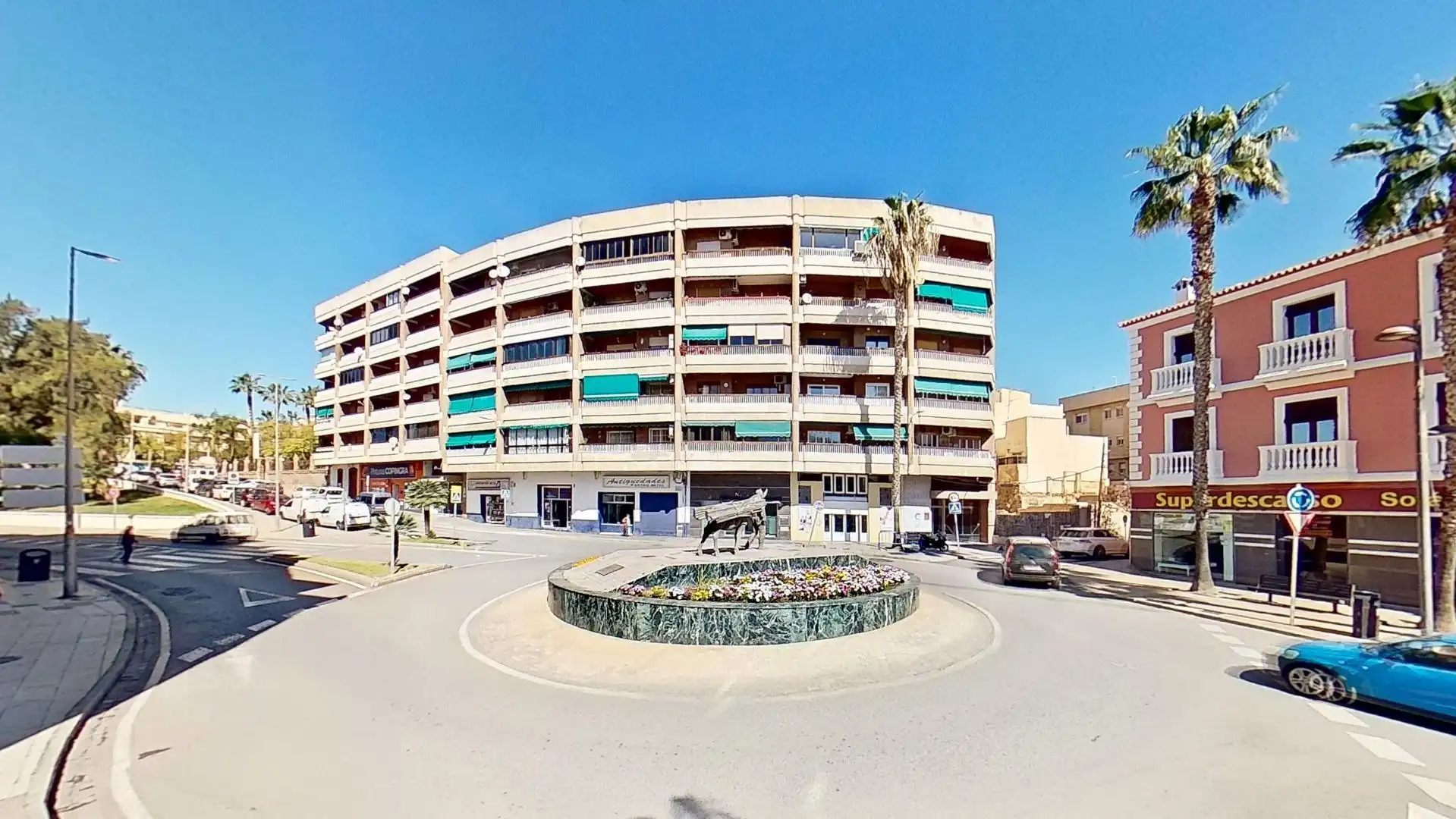 Vista exterior de Pis en venda en Motril amb Balcó