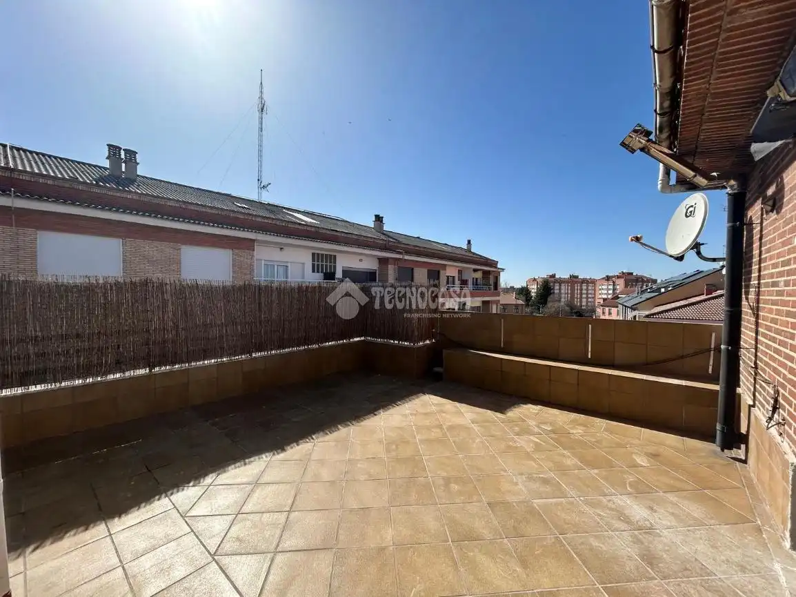 Vista exterior de Pis en venda en Medina del Campo