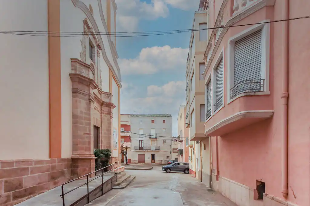 Vista exterior de Casa adosada en venta en Tivenys